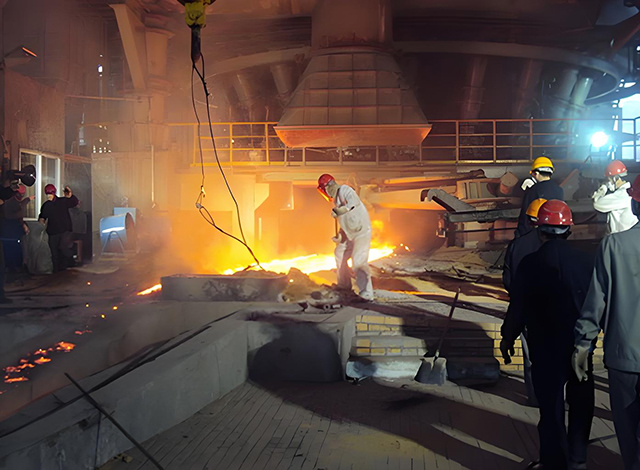 RVE32 シリーズ高炉ダブルカーホイスト供給ソリューション